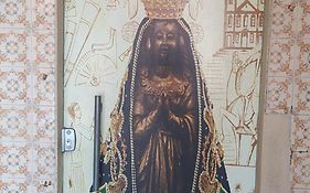 Pousada Flat do Igor com Ar Condicionado Perto da Basílica de Aparecida com 1 vaga Gratuita no Estacionamento